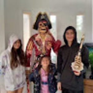 Meet your Posher, Jose